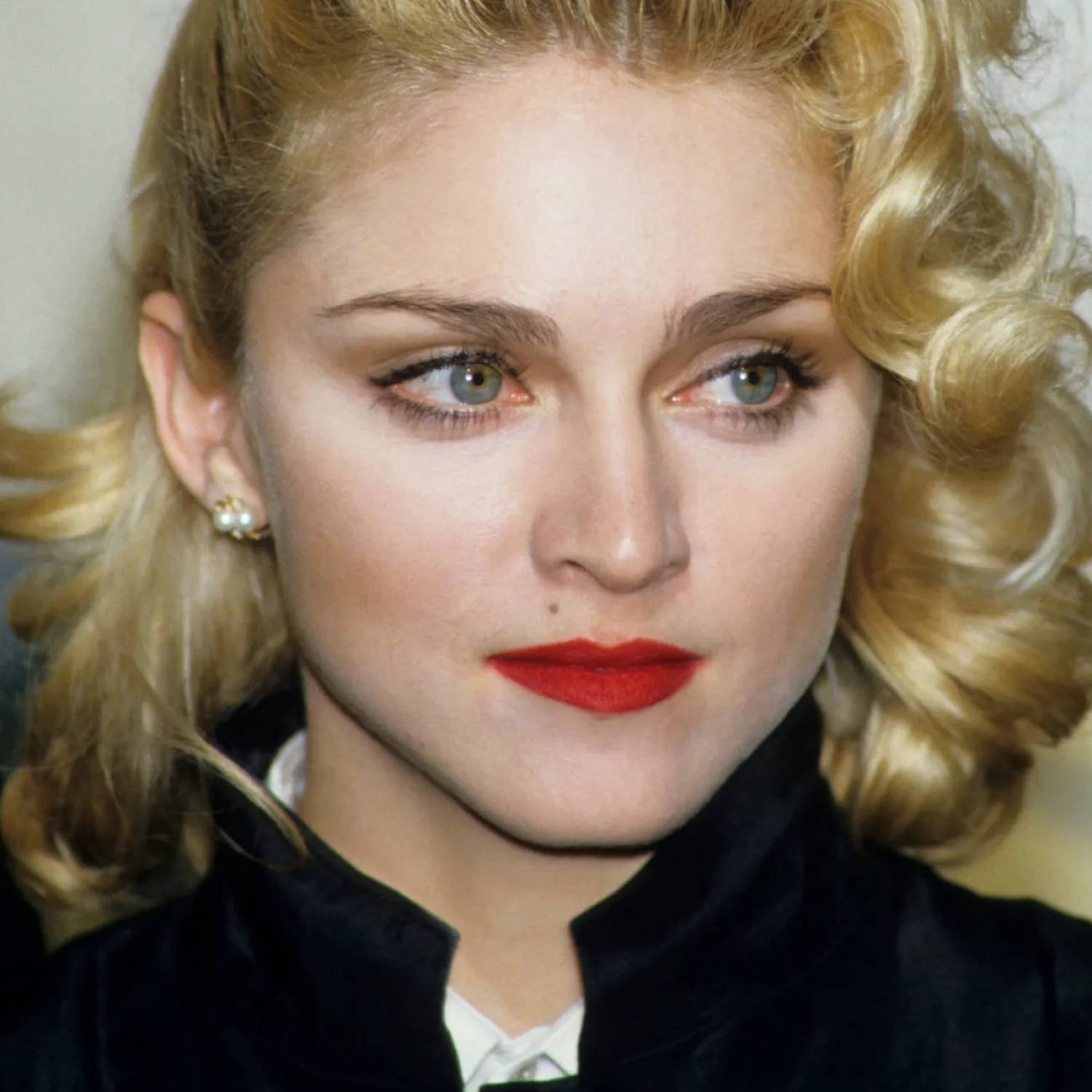 Madonna photo