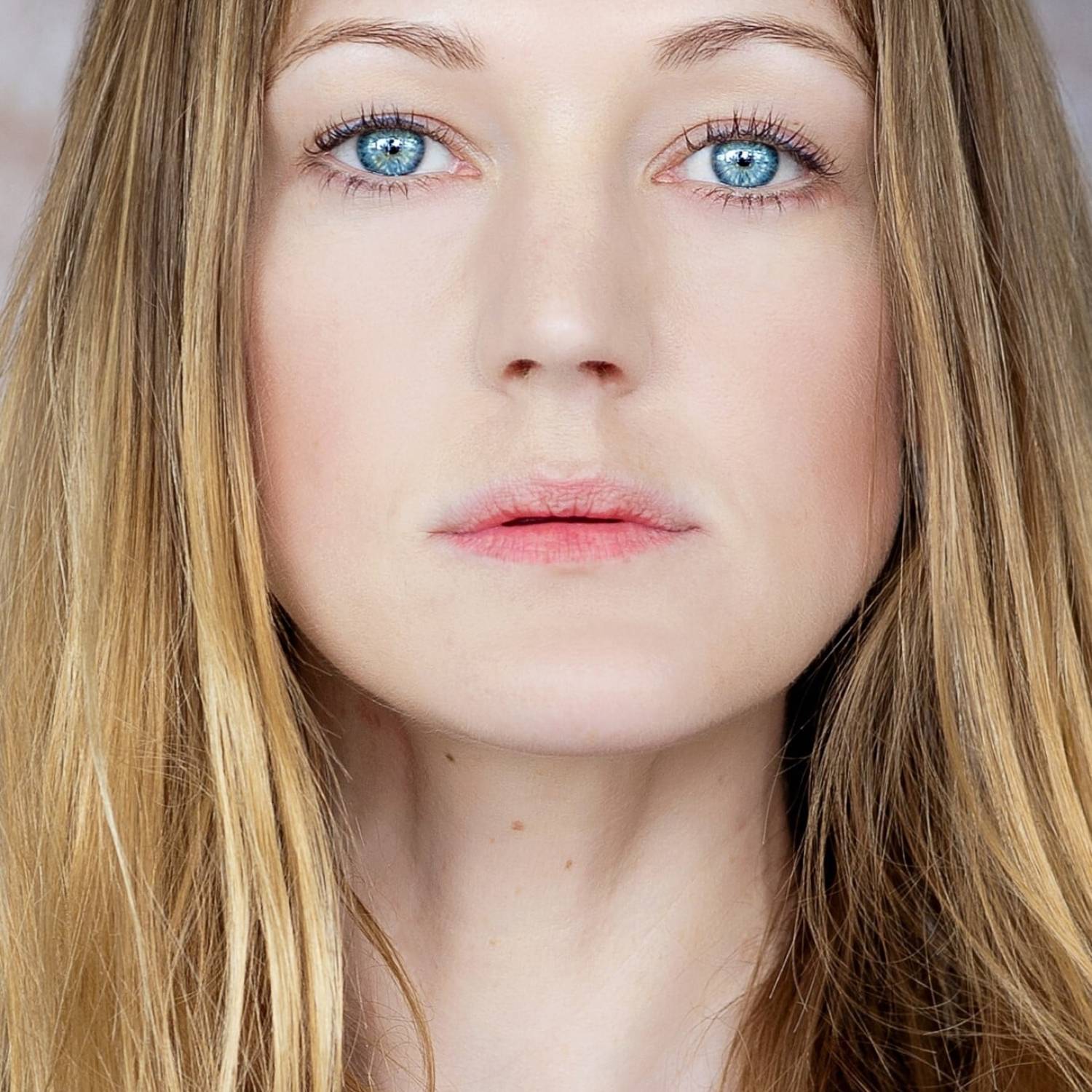 Azura Skye photo