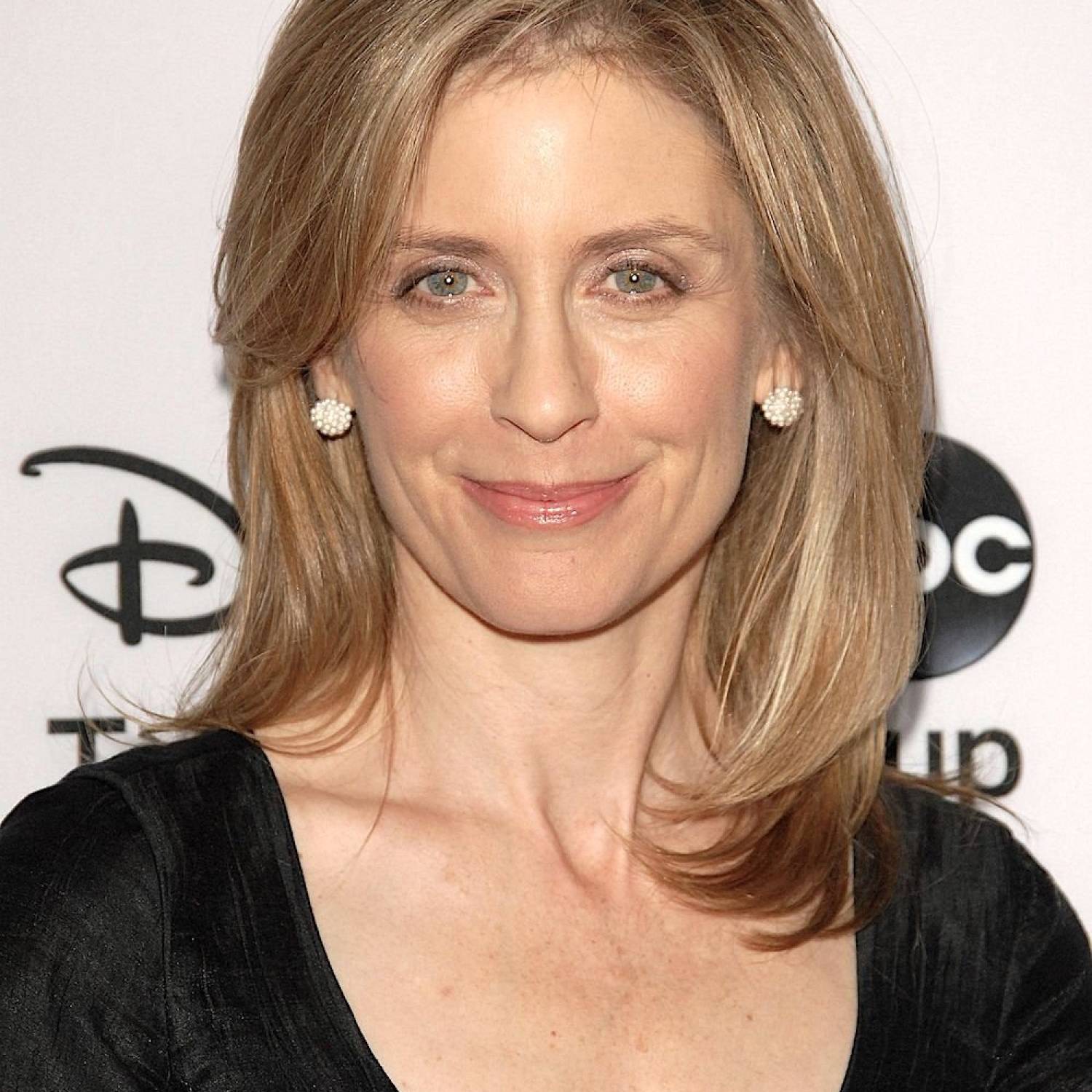 Helen Slater photo