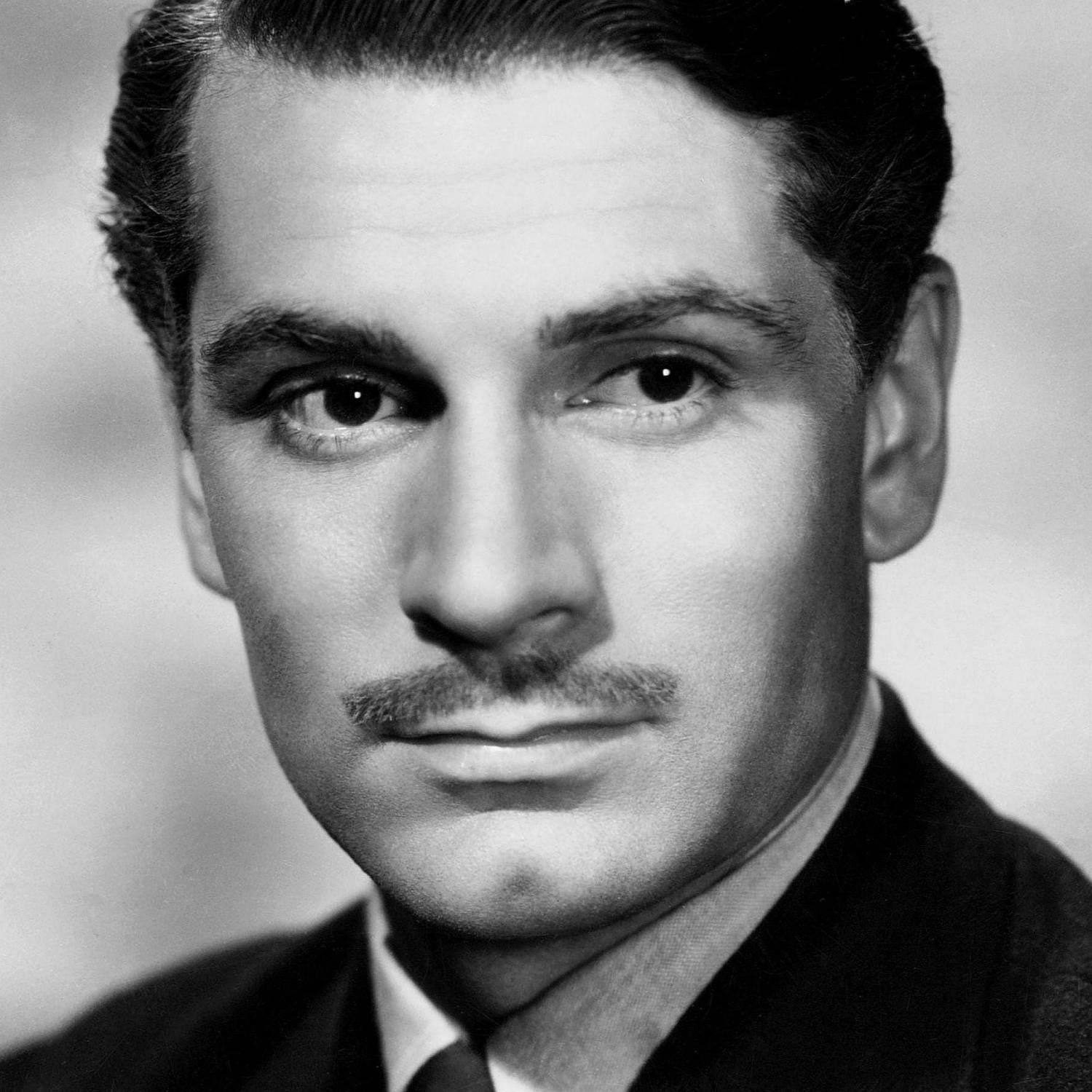 Laurence Olivier photo