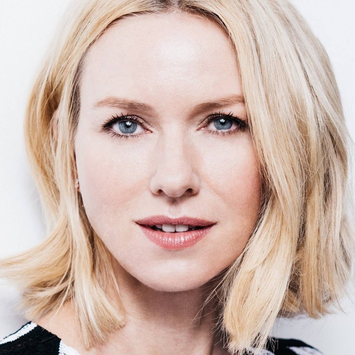 Naomi Watts photo