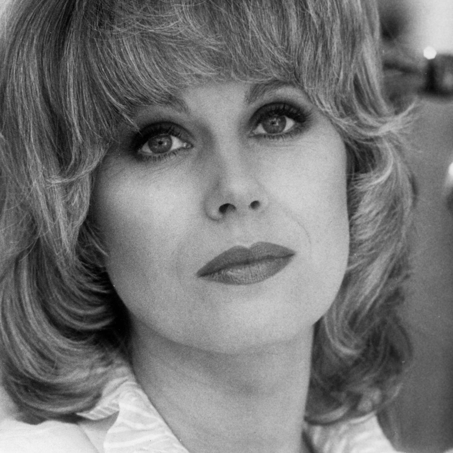 Joanna Lumley photo