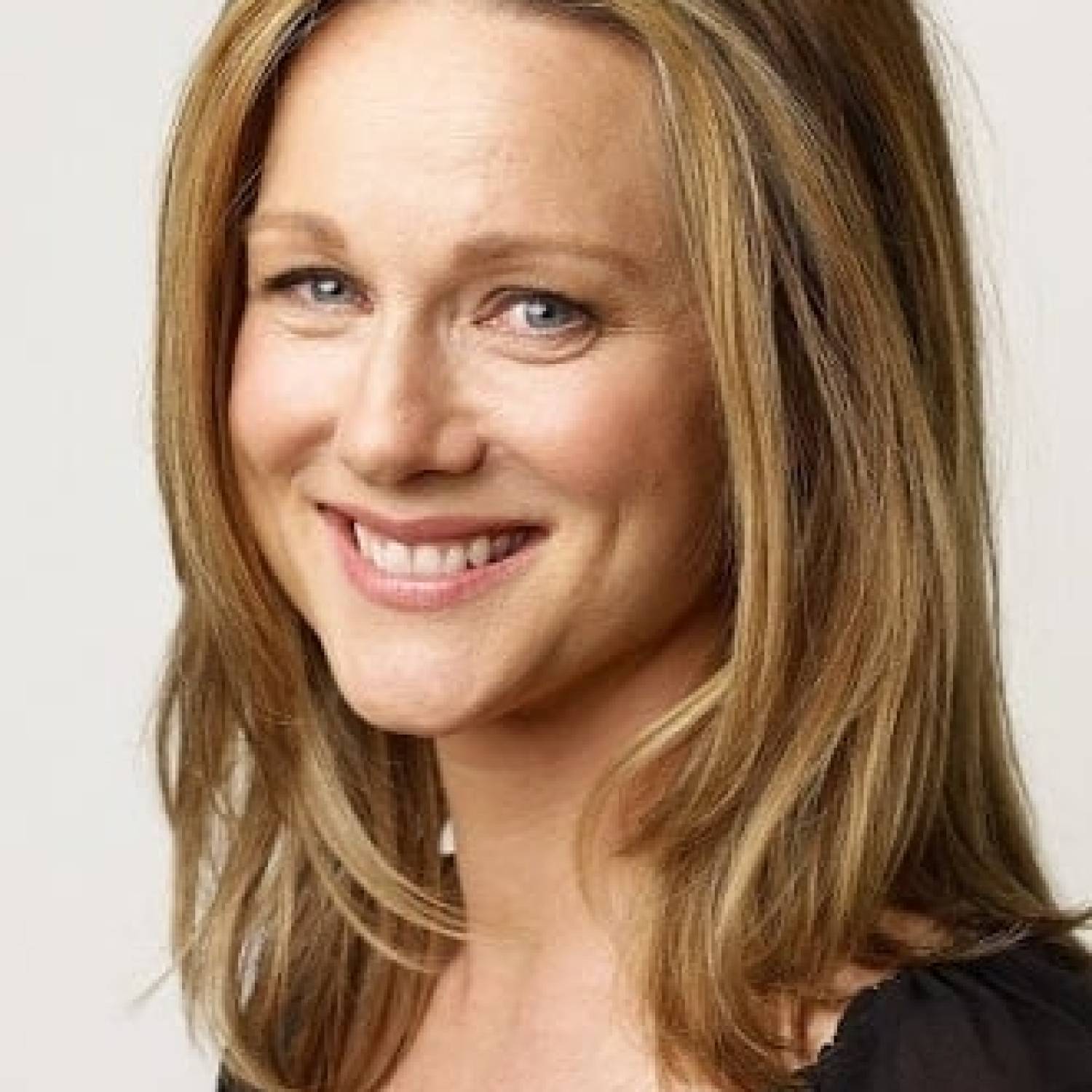 Laura Linney photo