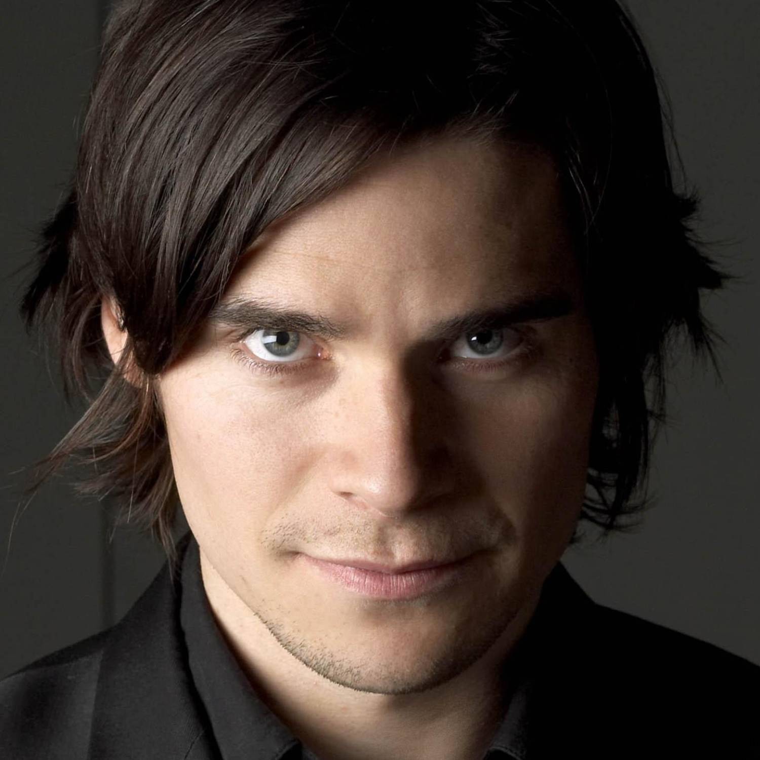 Hans Matheson photo