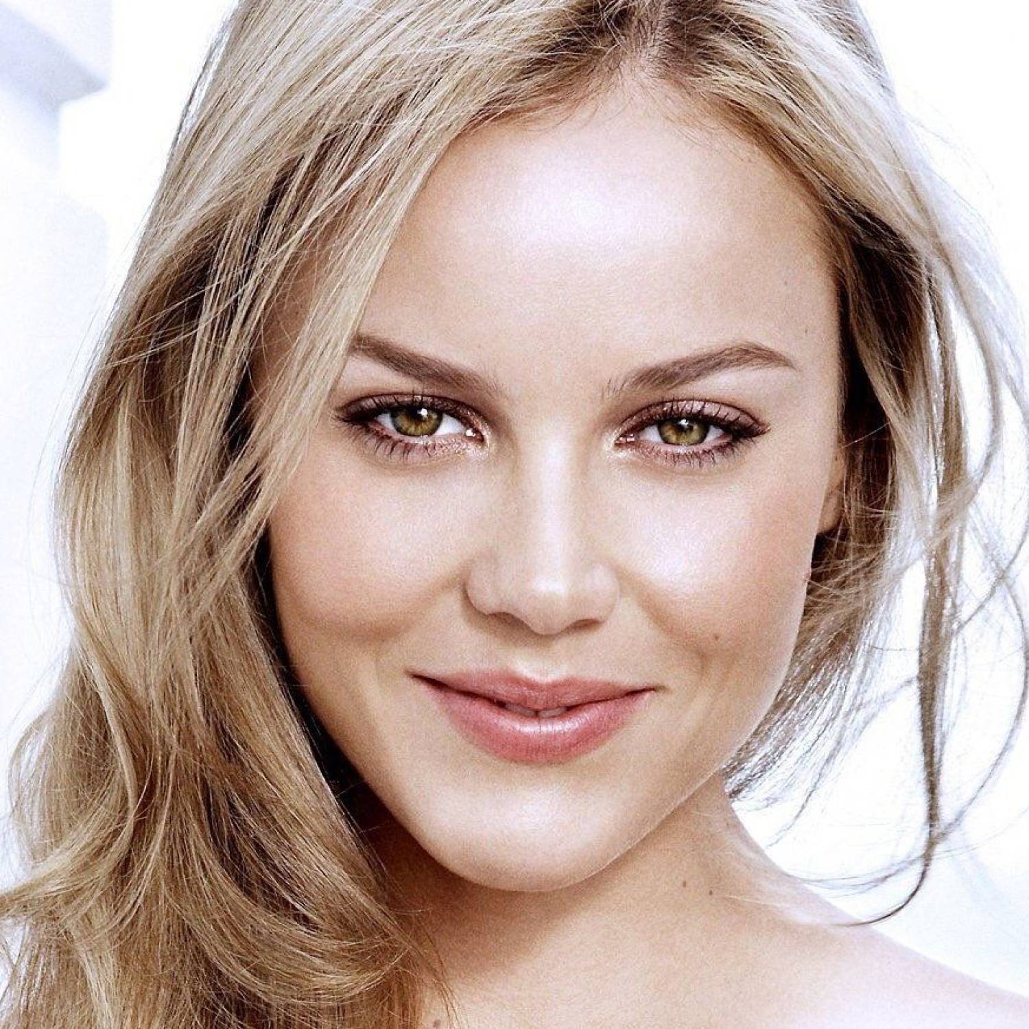 Abbie Cornish photo