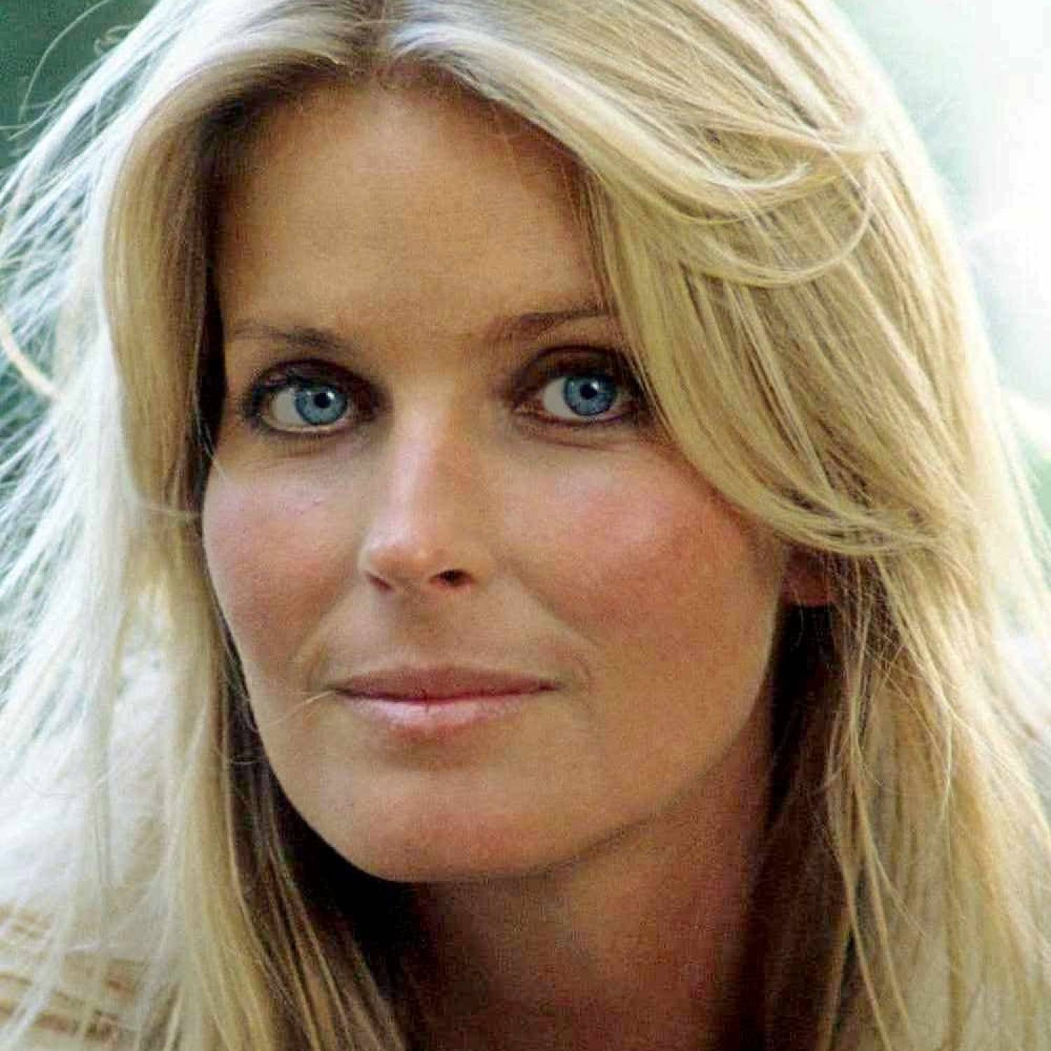 Bo Derek photo