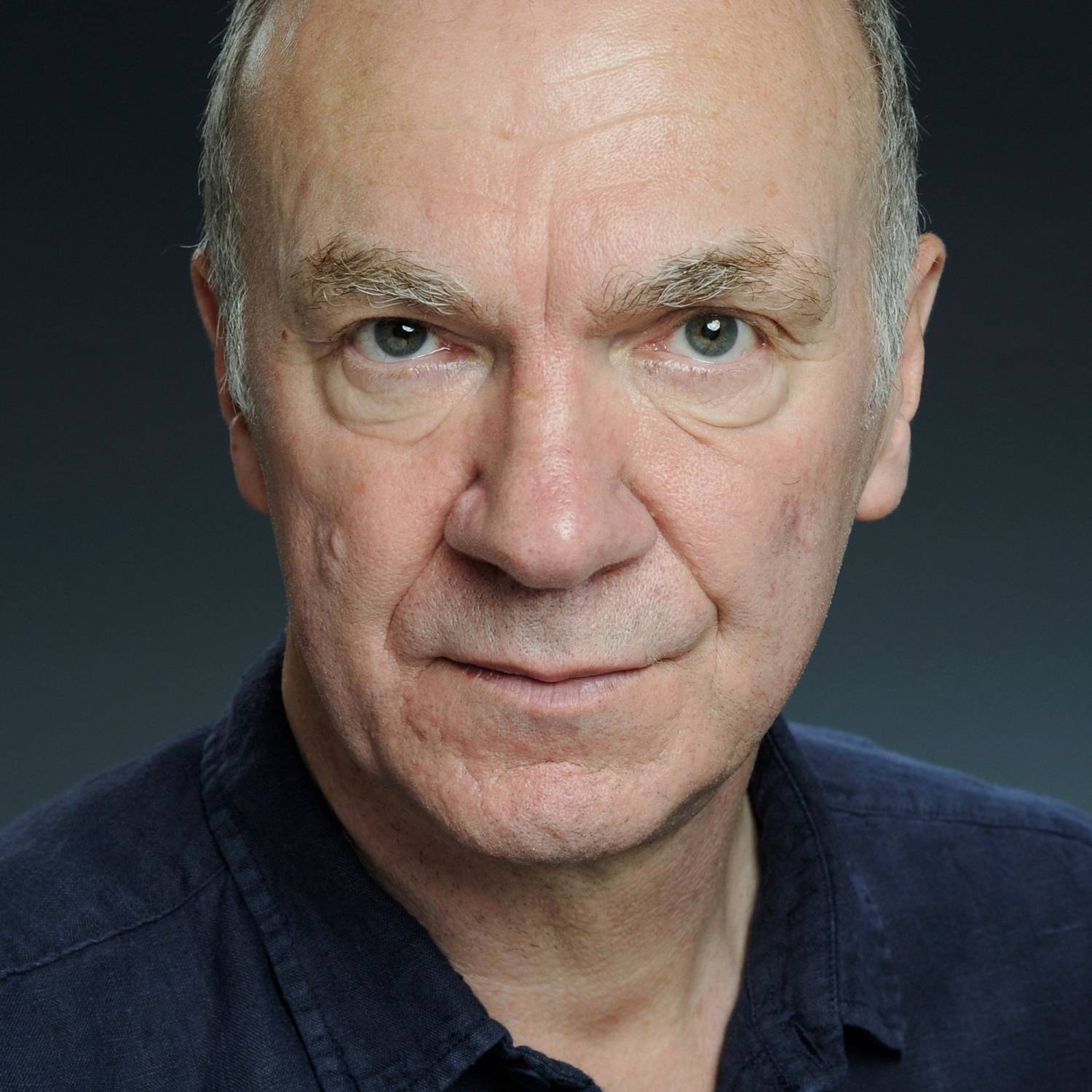 Derek Hutchinson photo