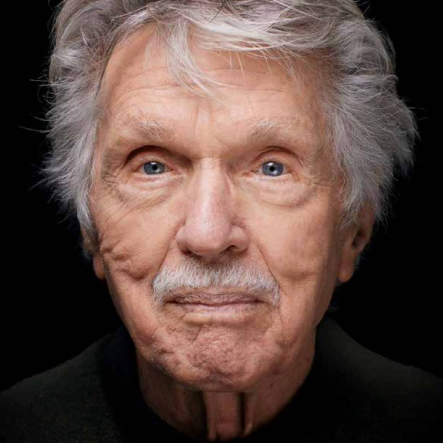 Tom Skerritt photo