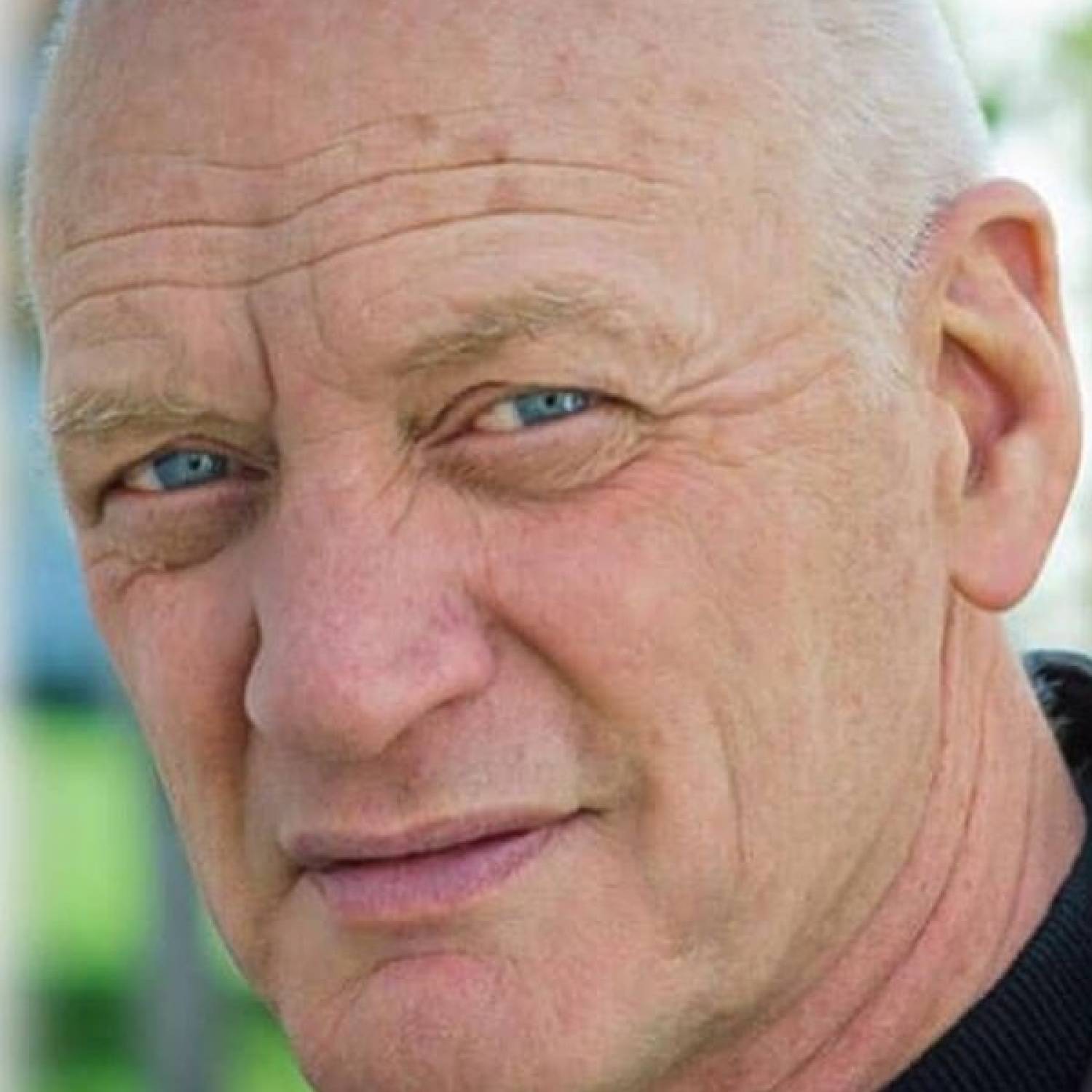 Nigel Bennett photo