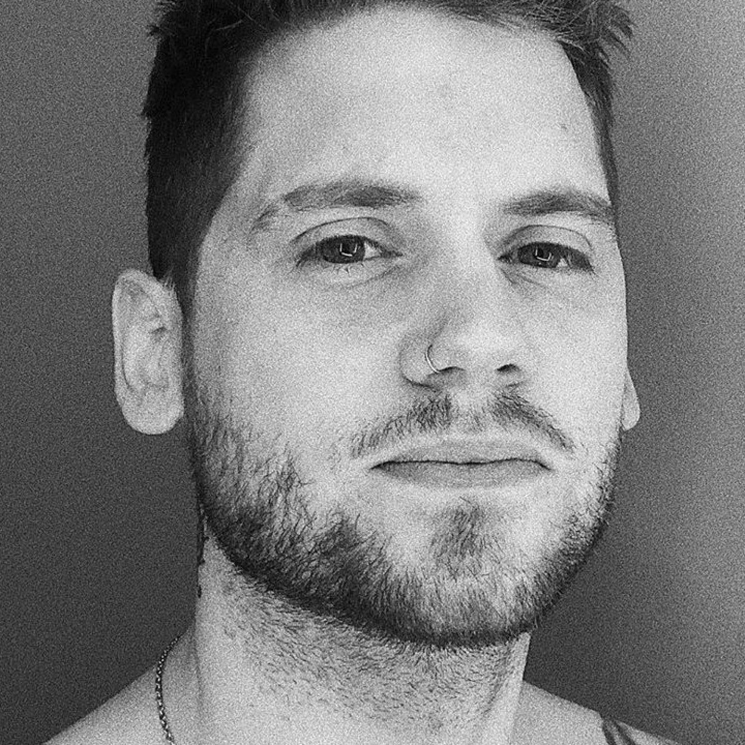 Tony Oller photo