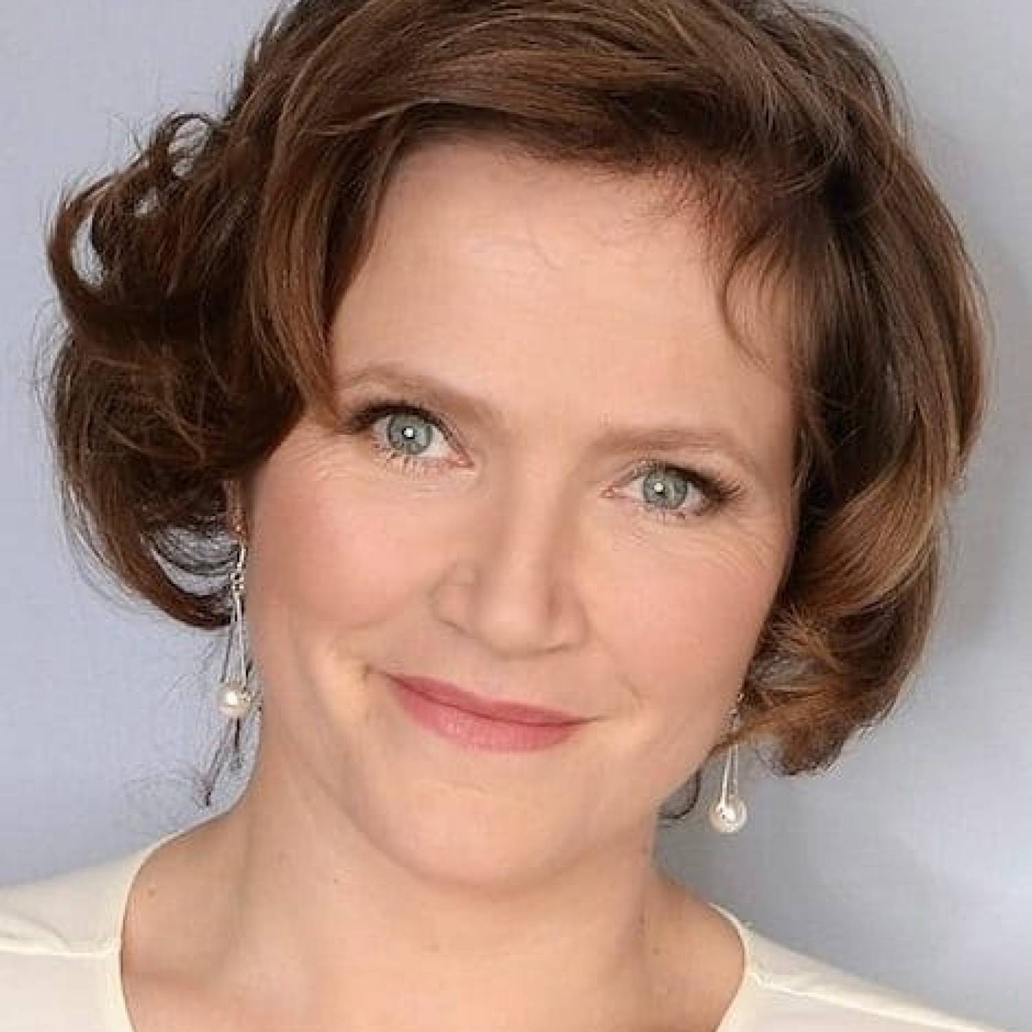 Jessica Hynes photo