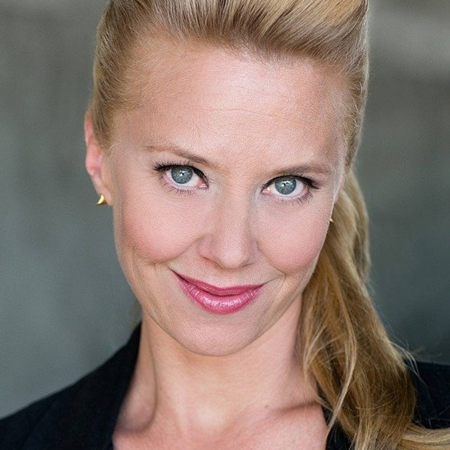 Sirena Irwin photo