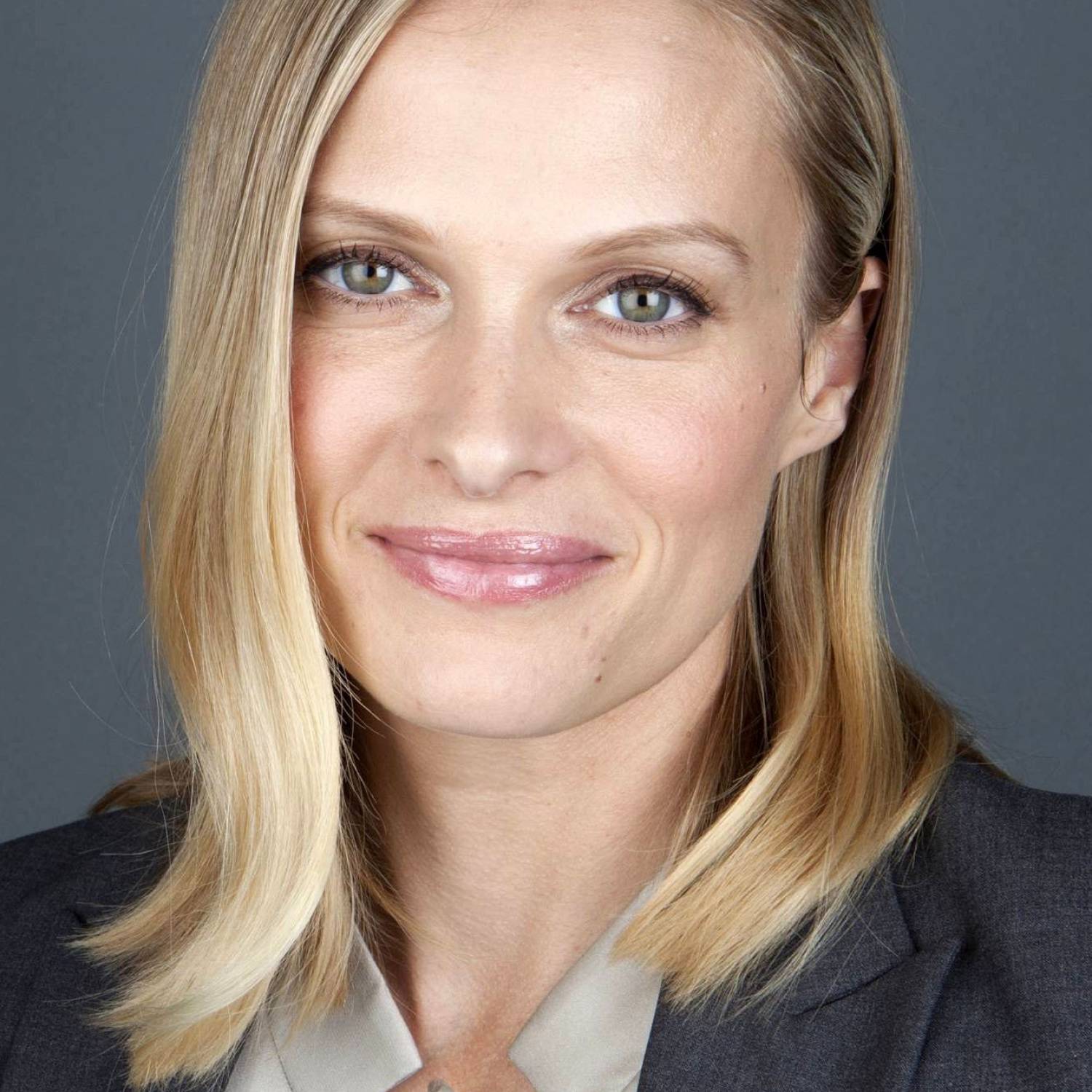Vinessa Shaw photo
