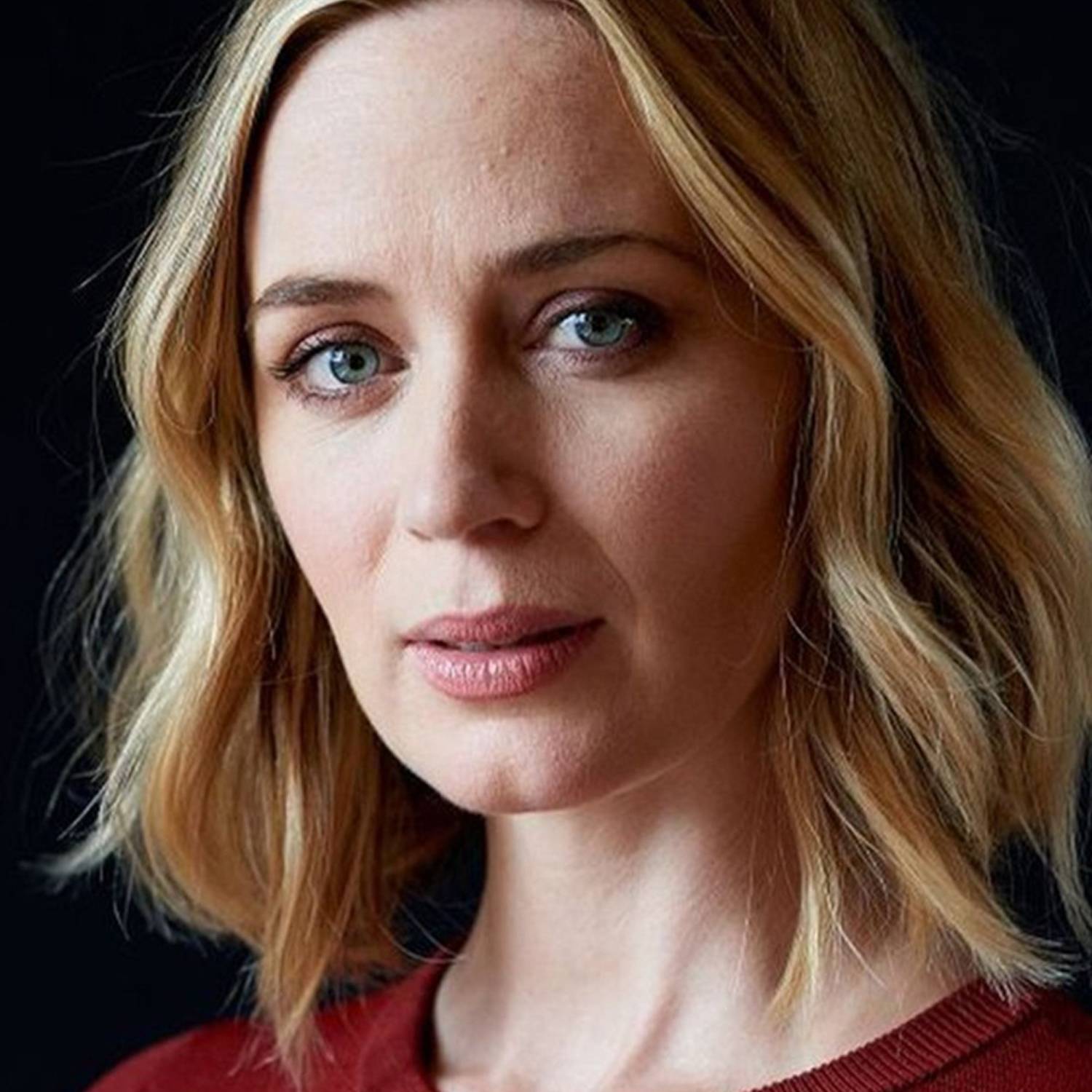 Emily Blunt photo