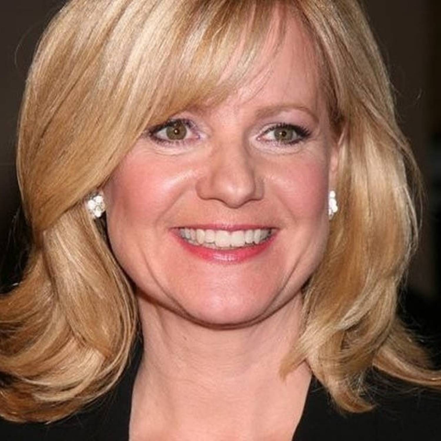 Bonnie Hunt photo