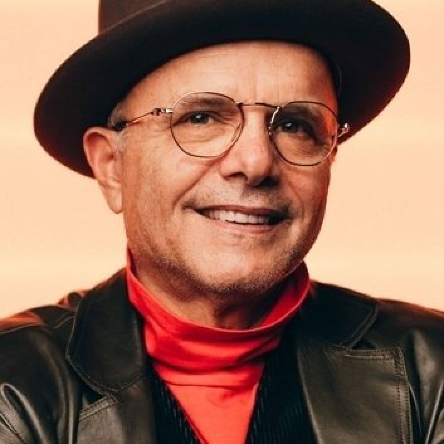 Joe Pantoliano photo