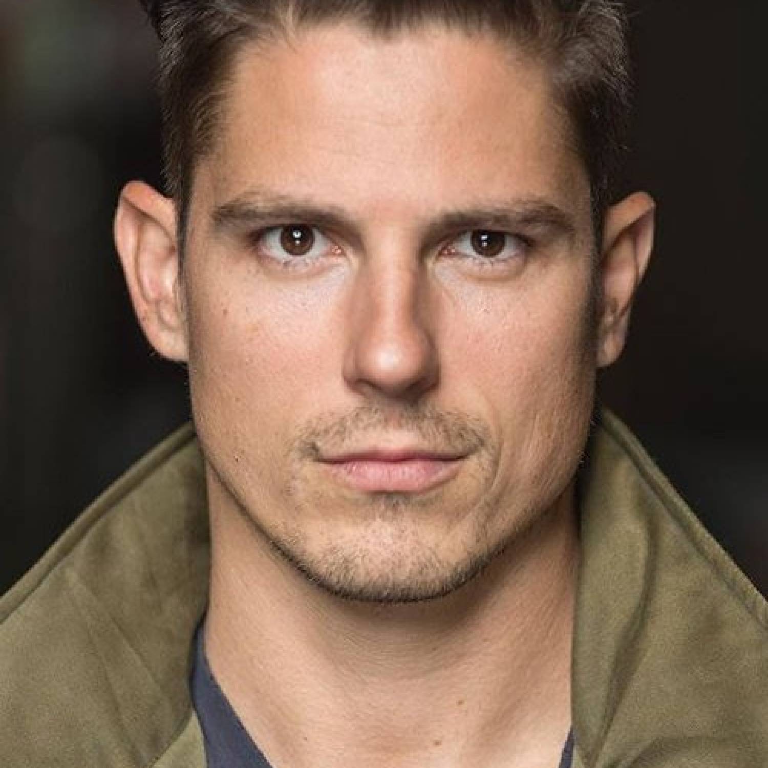 Sean Faris photo