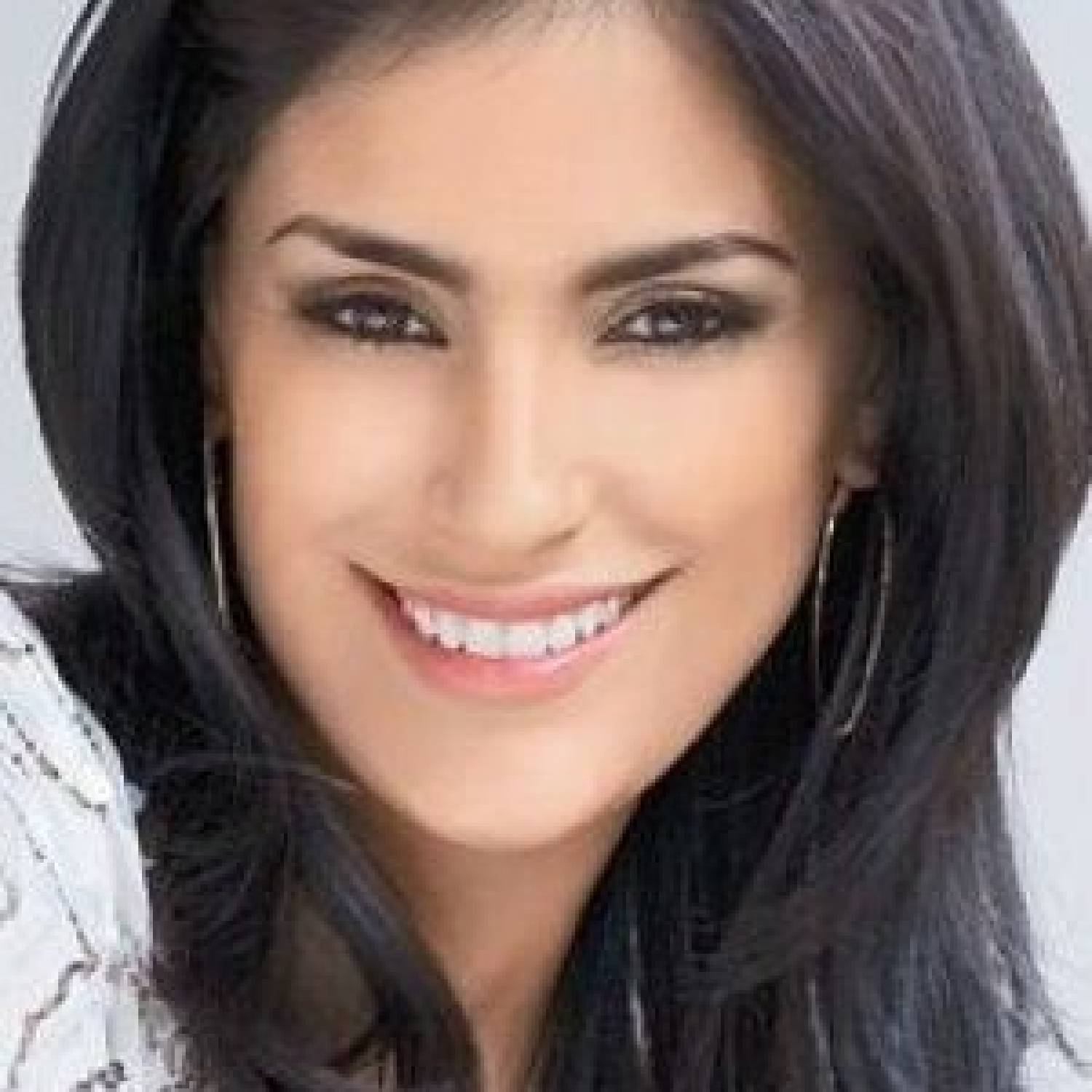 Liz Gallardo photo