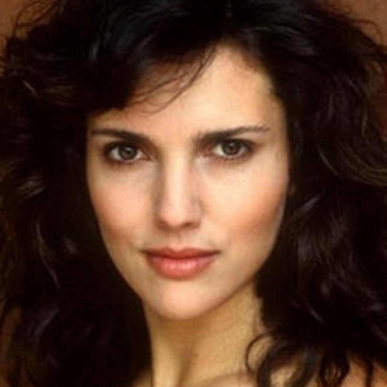 Ashley Laurence photo