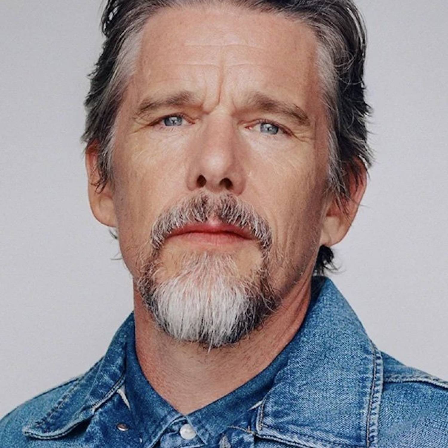 Ethan Hawke photo