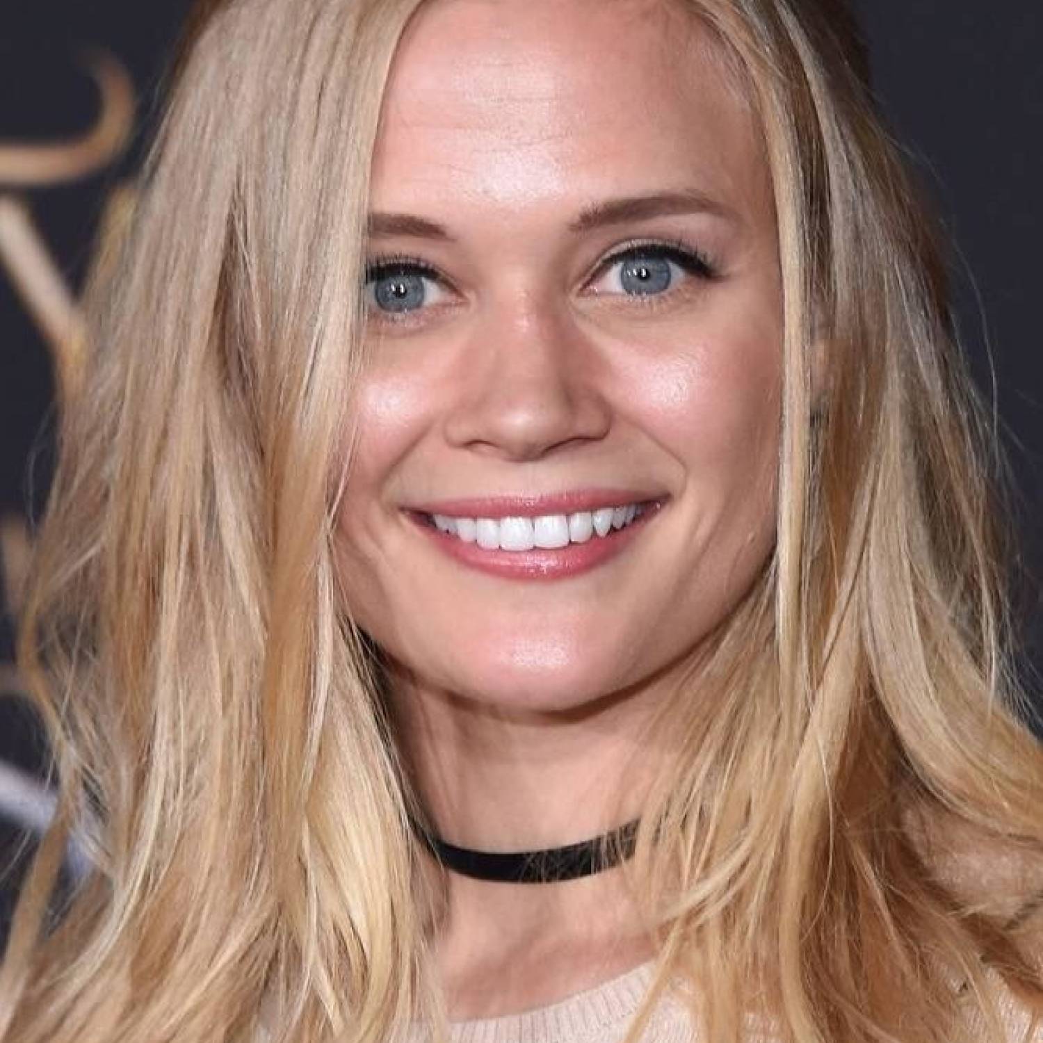 Carly Schroeder photo