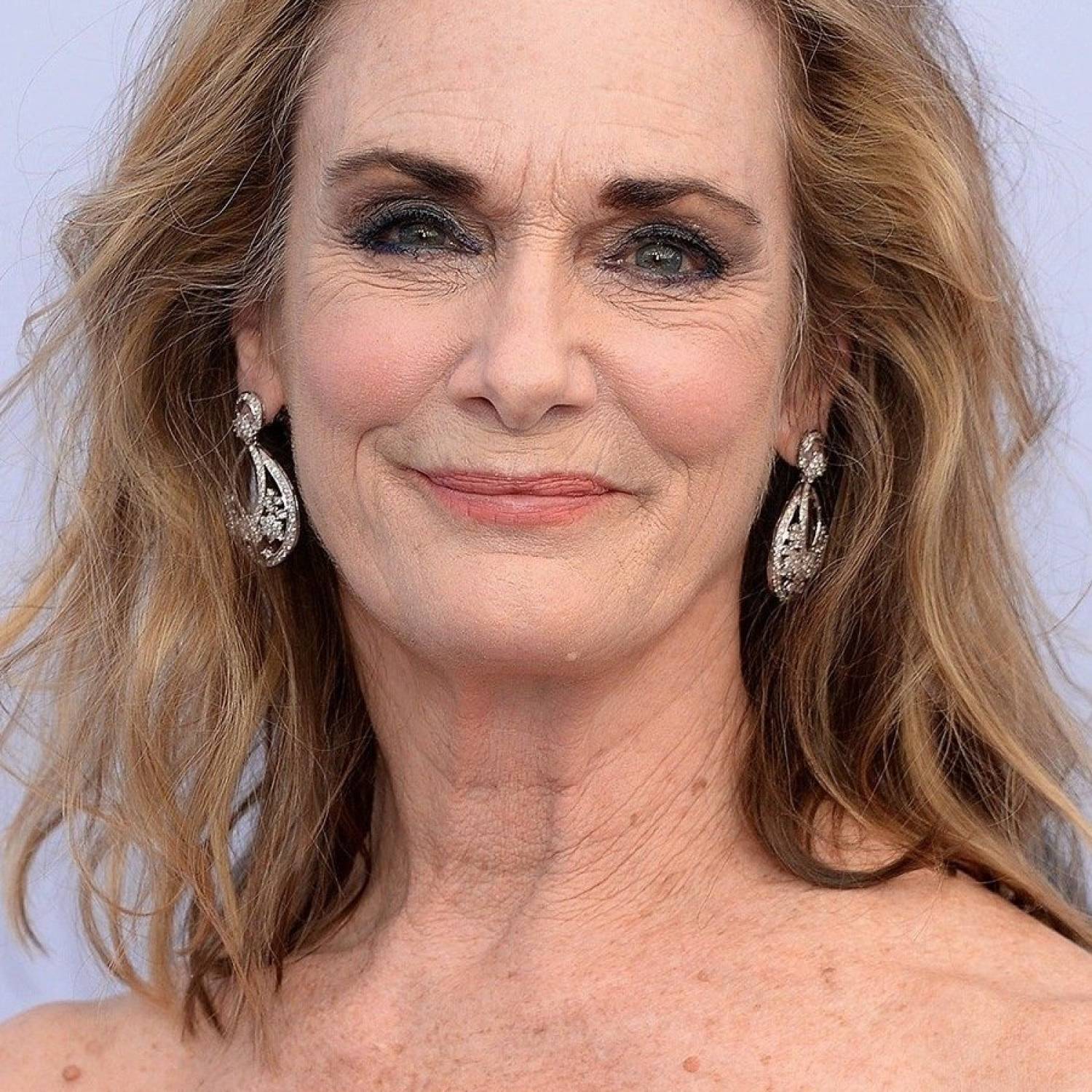 Lisa Emery photo