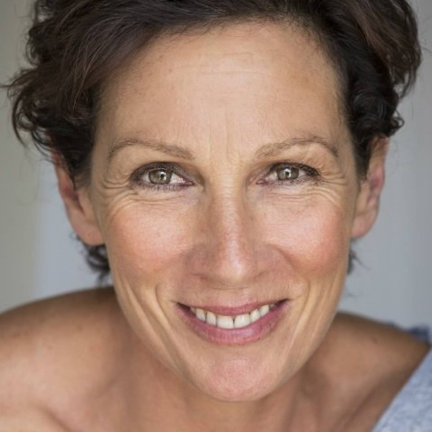 Alison Bruce photo