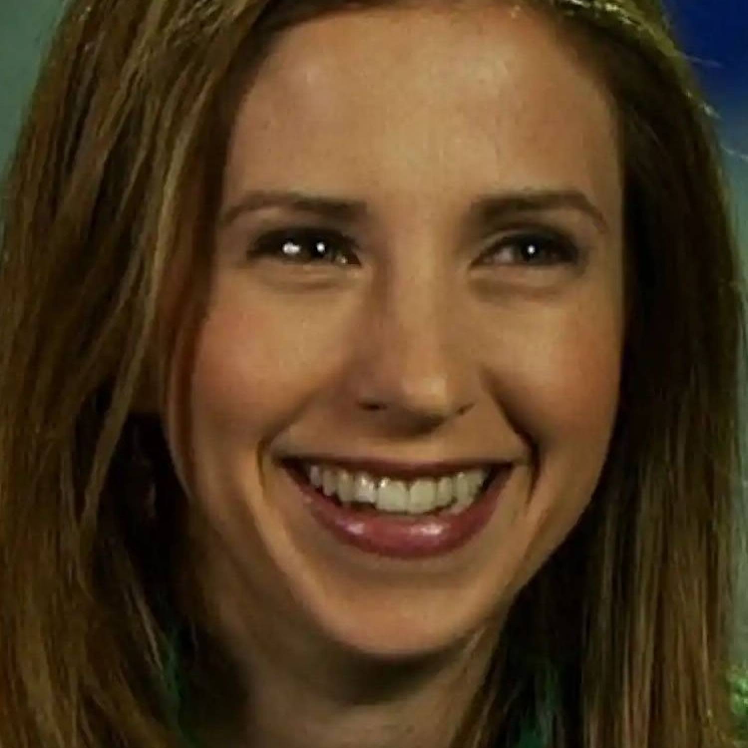 Emily Perkins photo