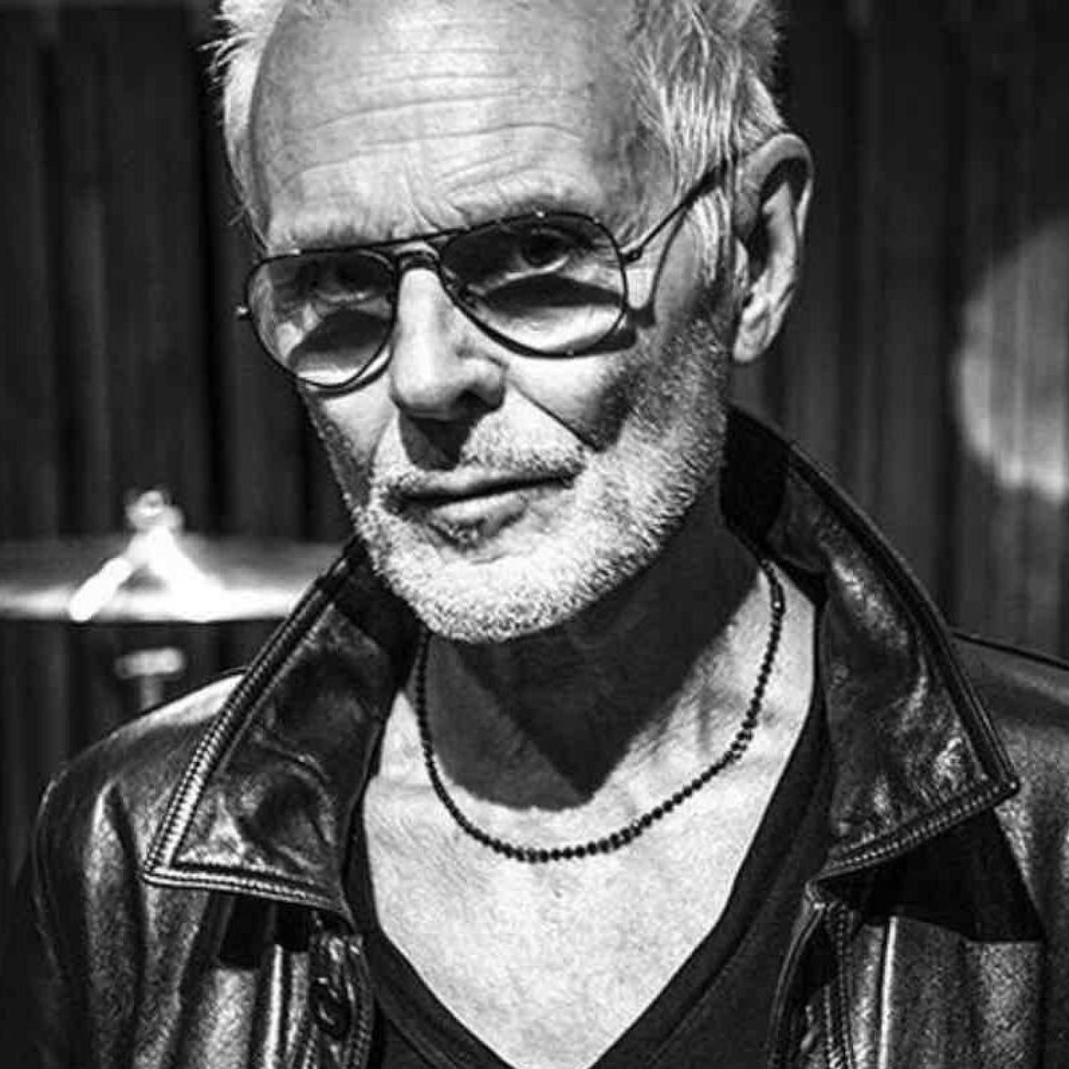 Michael Des Barres photo