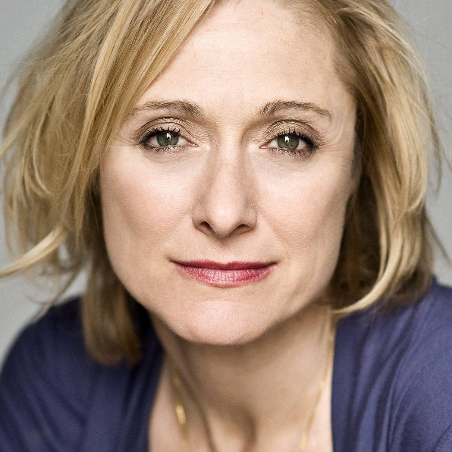 Caroline Goodall photo