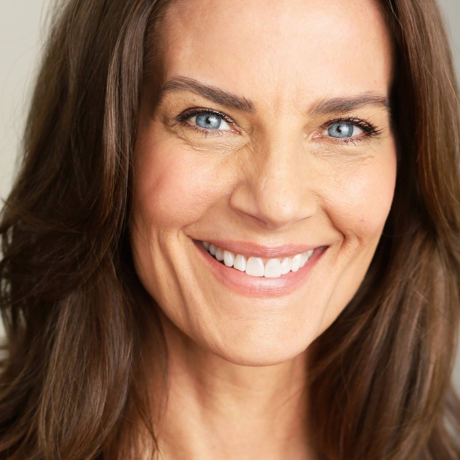Terry Farrell photo