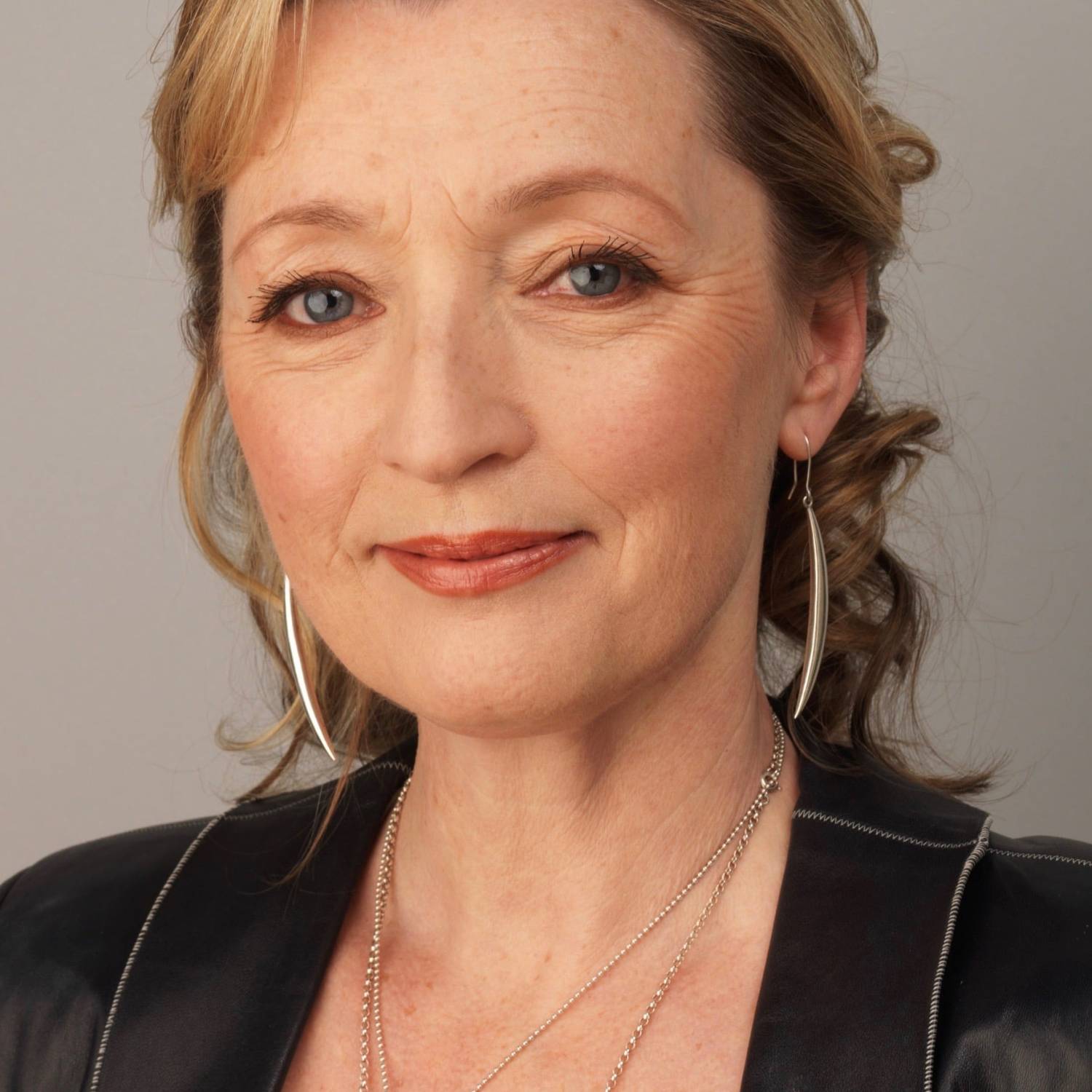 Lesley Manville photo
