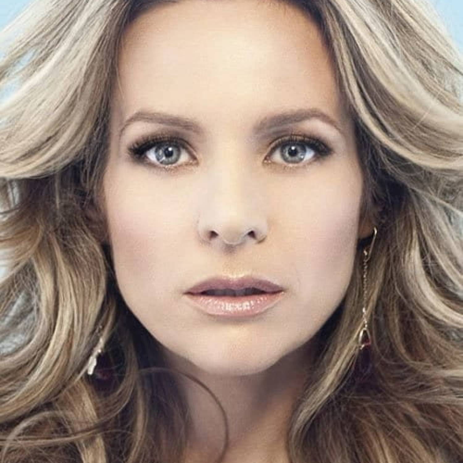 Jessalyn Gilsig photo