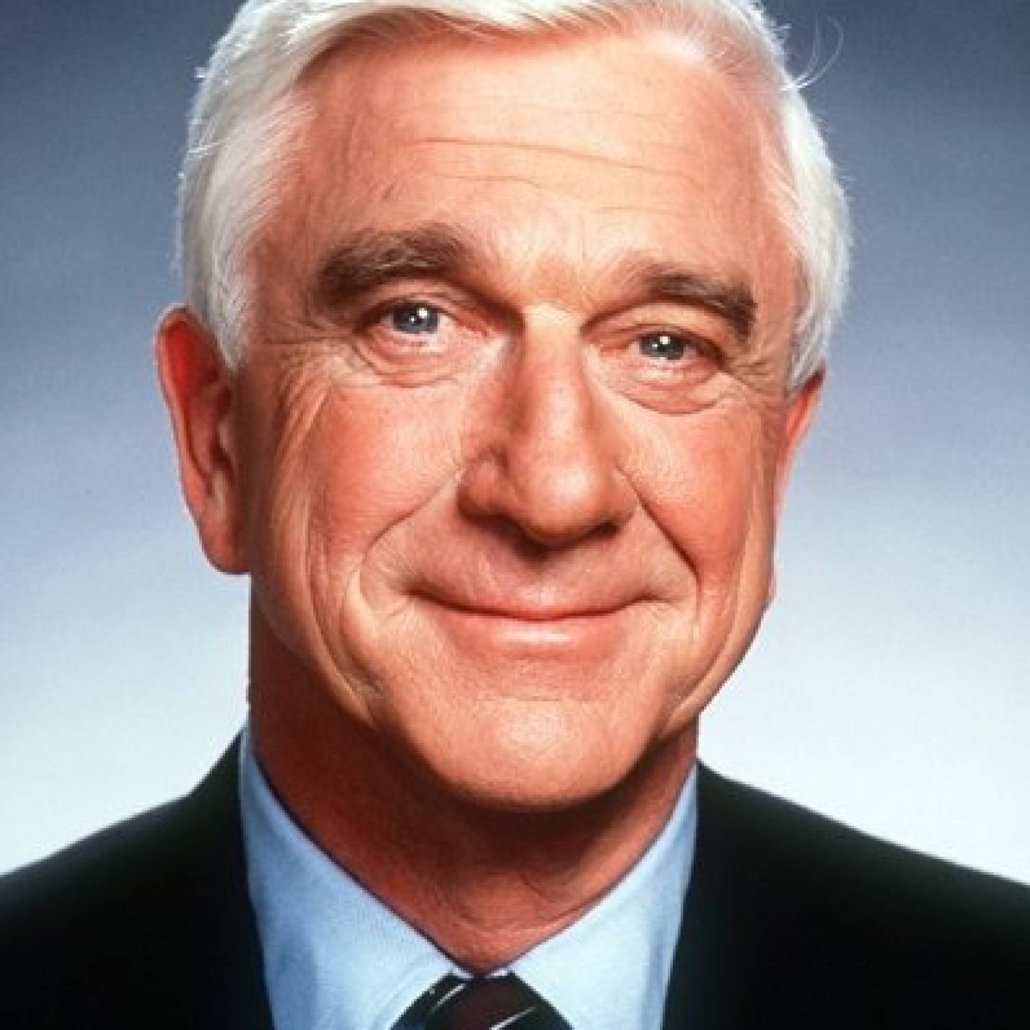 Leslie Nielsen photo