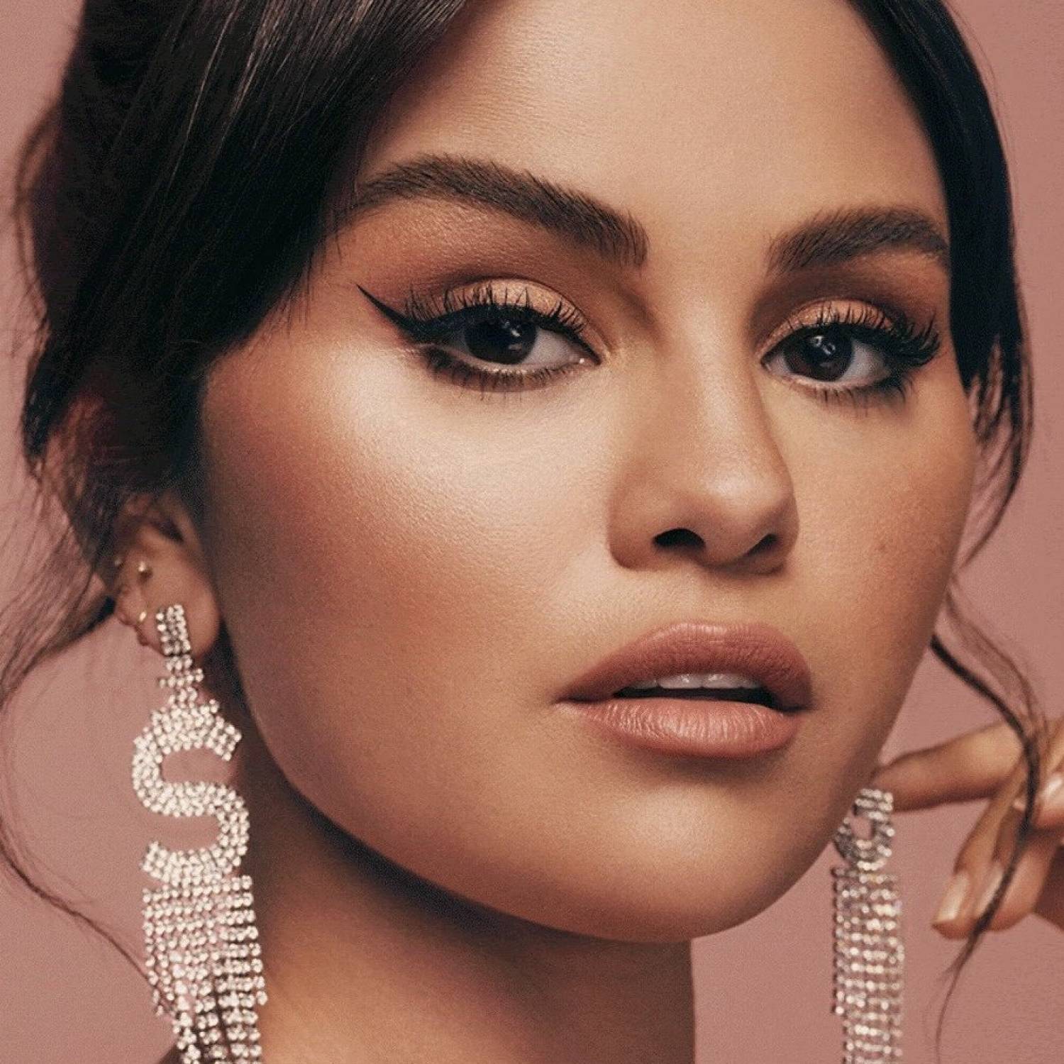 Selena Gomez photo