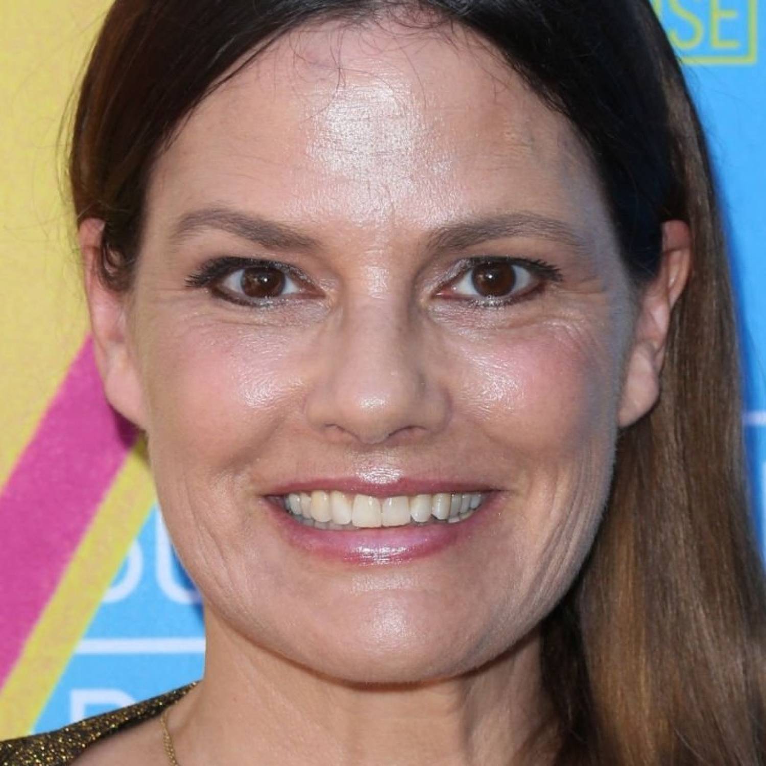 Suzanne Cryer photo
