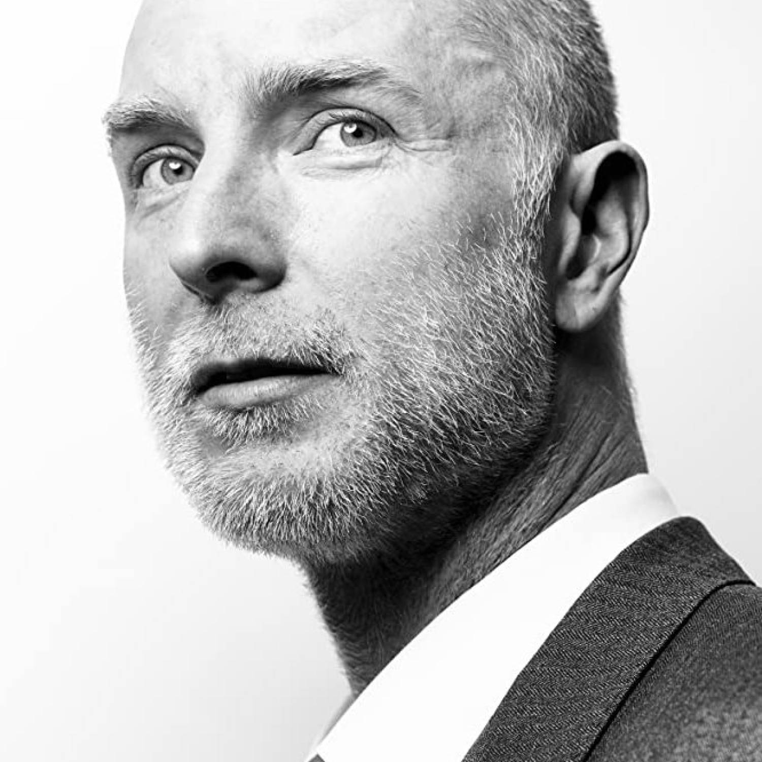 Hugo Armstrong photo