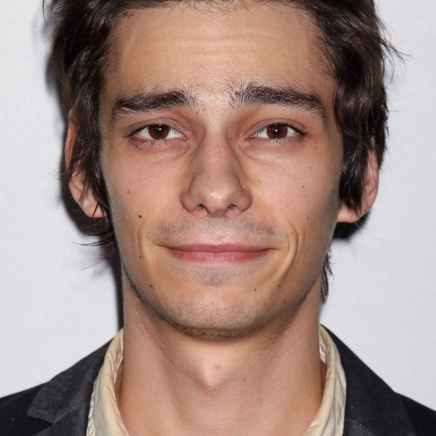 Devon Bostick photo