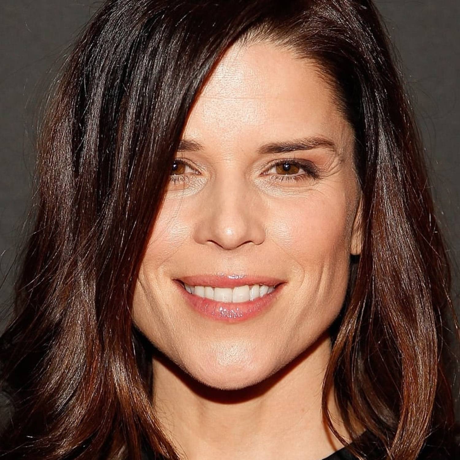 Neve Campbell photo