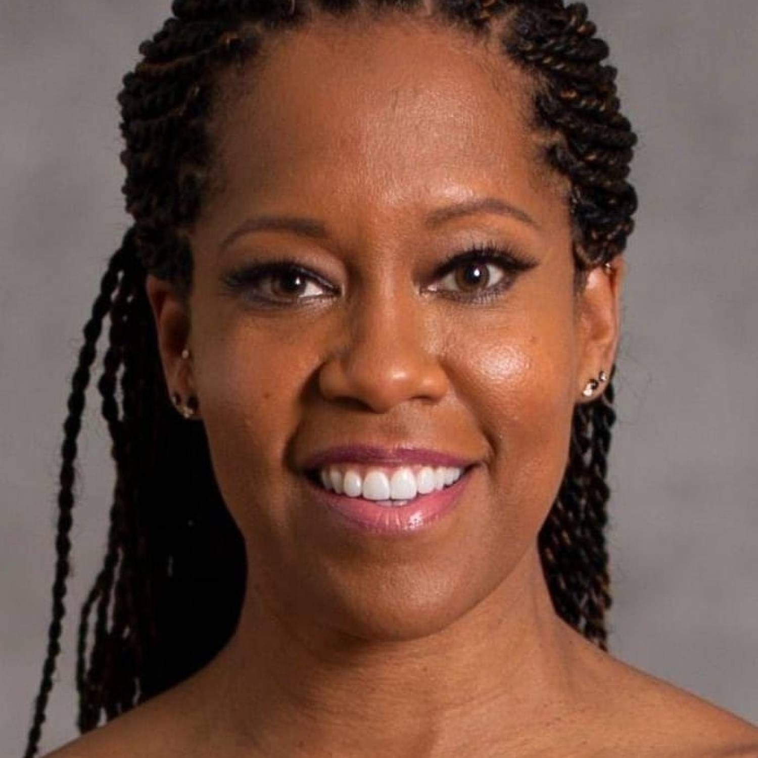 Regina King photo