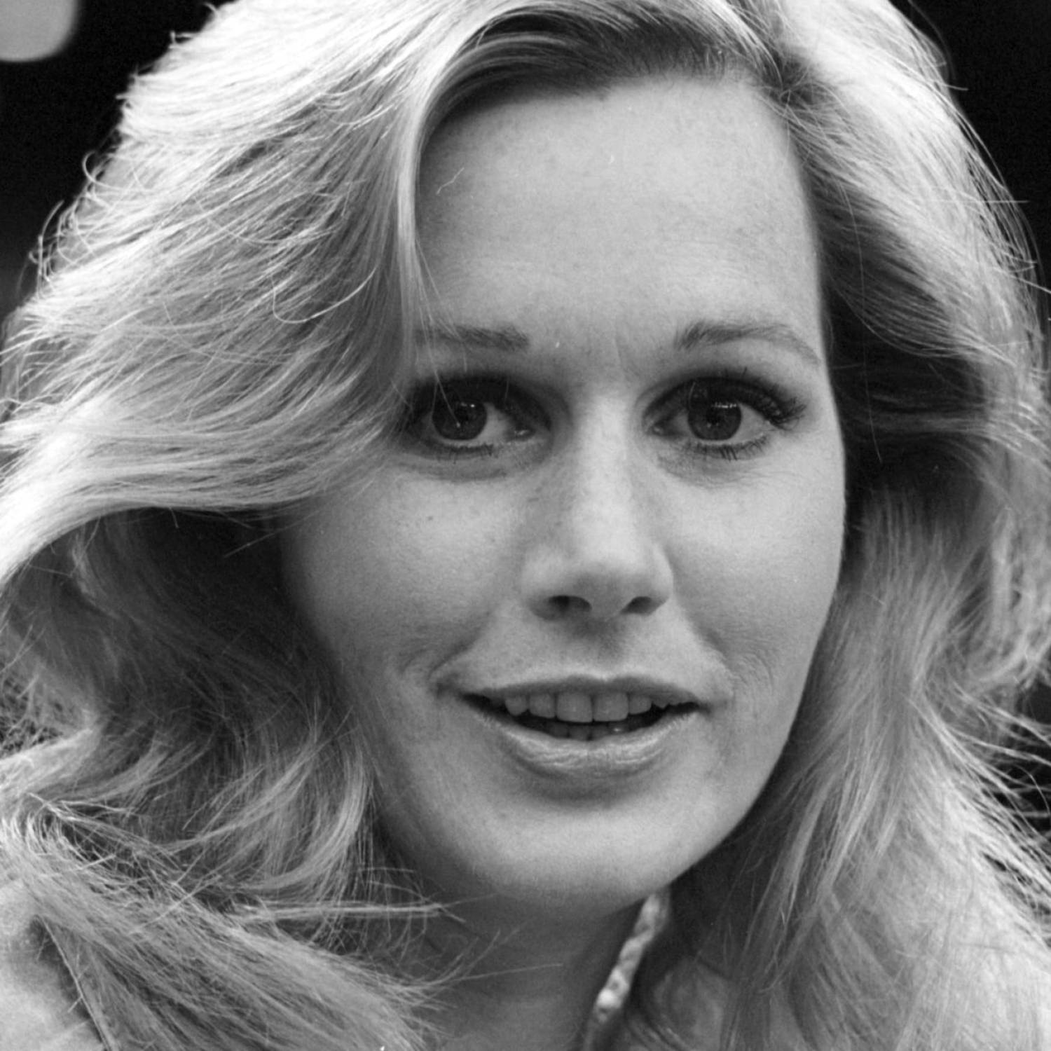 Sally Kellerman photo