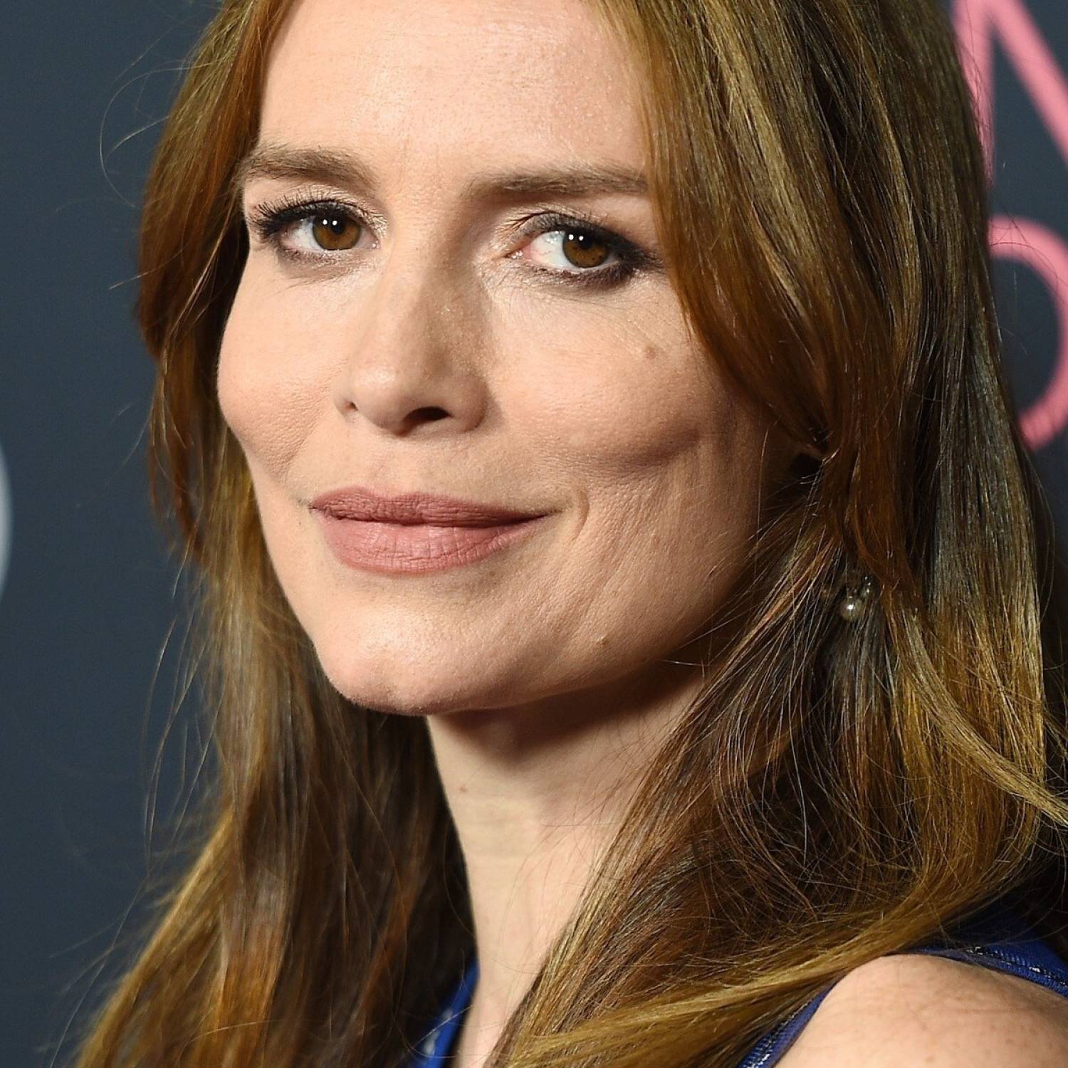 Saffron Burrows photo